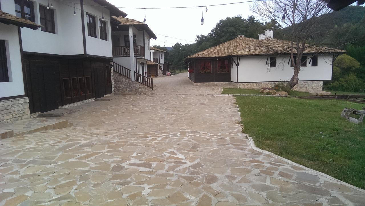 Ethnocomplex Krivini Hotel Ngoại thất bức ảnh